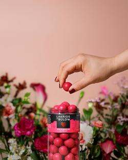 Strawberries & Cream Regular 295g - Lakrids by Johan Bülow